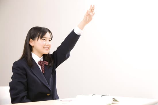 深圳大学表演系是几本