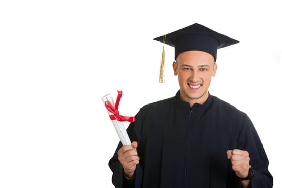 求大学军事理论结课论文，，2000字左右