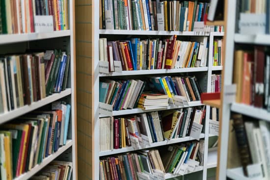 湖北高中理科生数学，物理和化学要上哪几本书（要附明顺序）